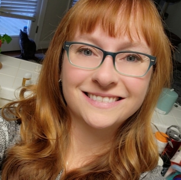 Meet your Posher, Melissa - Picture 1 of 1